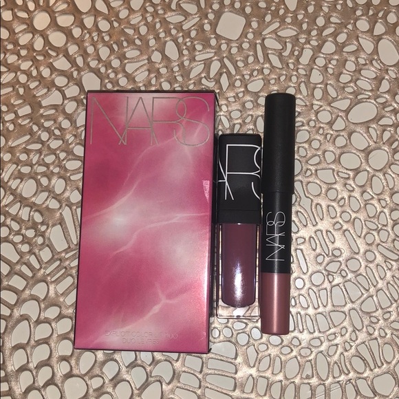 Brand new Nars liquid lipstick with lip counter - Picture 6 of 7